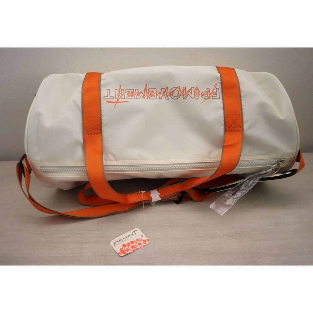 Free People Movement-Free People (99836090) O/S Taupe Good Sport Duffle Bag*RARE - Picture 11 of 12